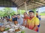 กิจกรรมรับประทานอาหารกลางวันร่วมกันทุกวันพุธ